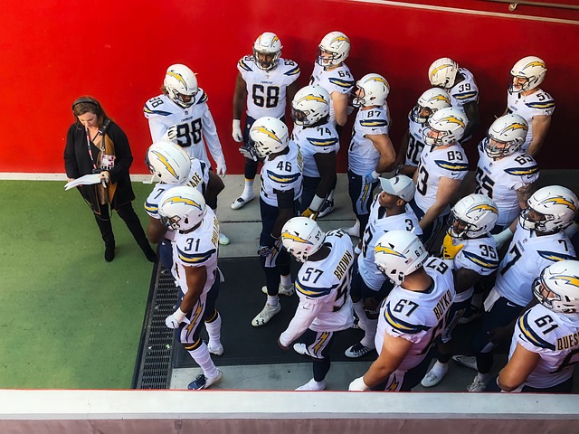 一个观看照 一个观看照